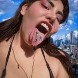 giantess.debora from onlyfans